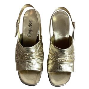 Vintage  Capeto’s Gold Dress Shoes  Great for Hollywood  Shiny Gold 3” Heel  6B